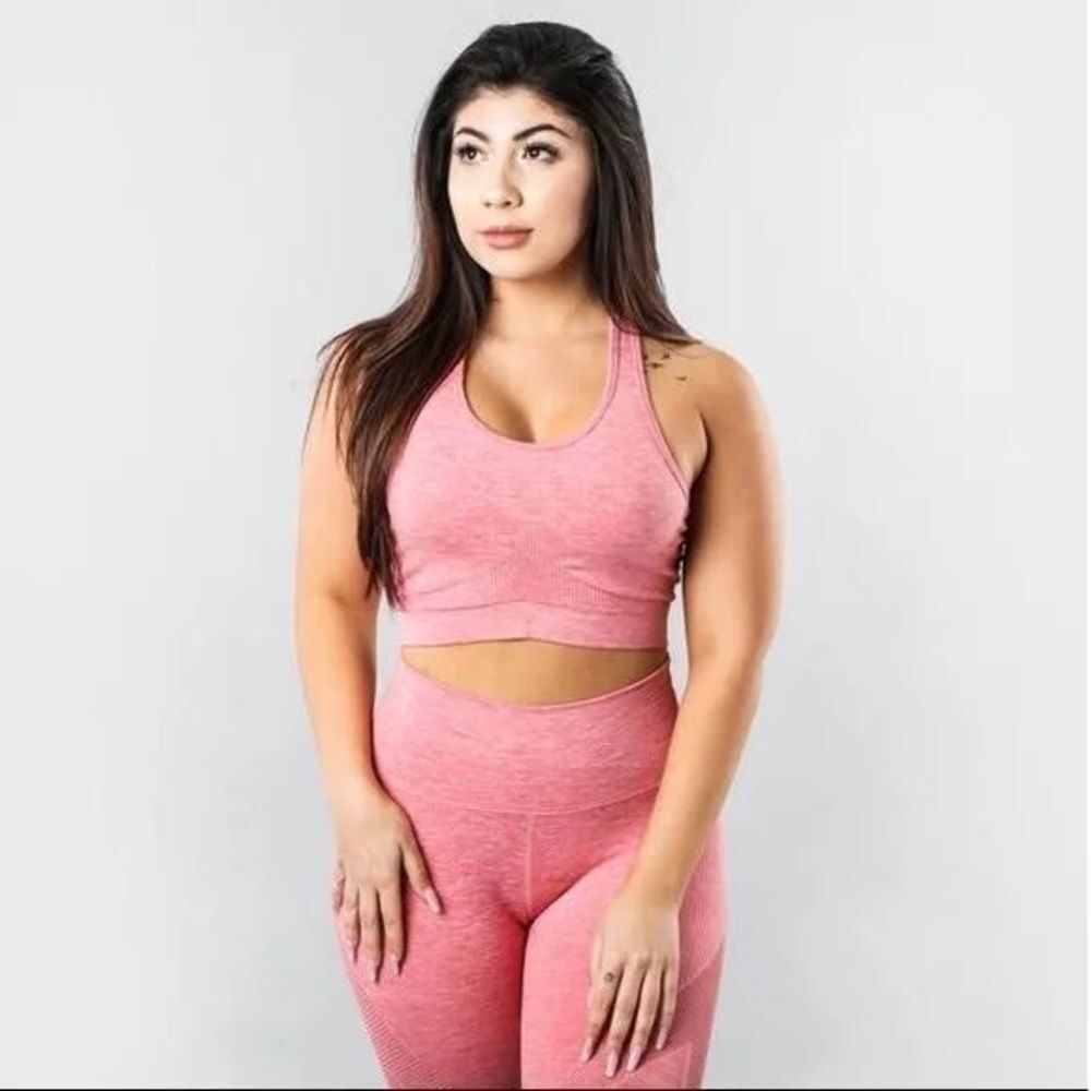 Alphalete Aero Sports Bra A1